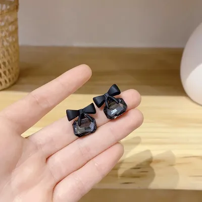 New Square Bow Cube Crystal Earrings 